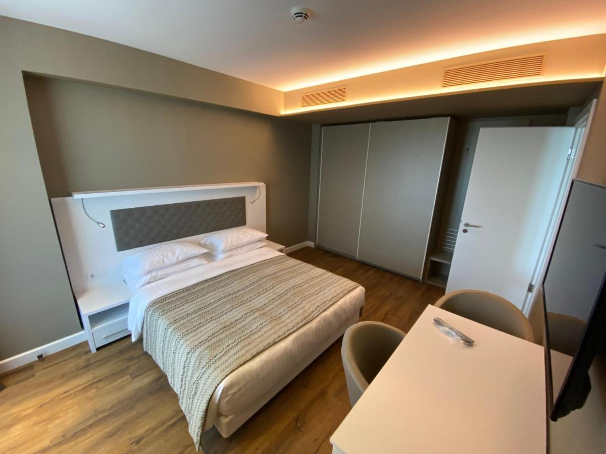 Gq Apartments On First Line Batumi Kültér fotó