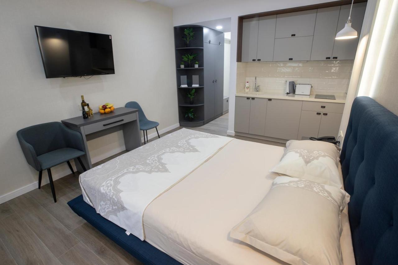 Gq Apartments On First Line Batumi Kültér fotó