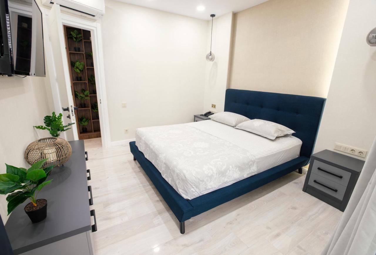 Gq Apartments On First Line Batumi Kültér fotó